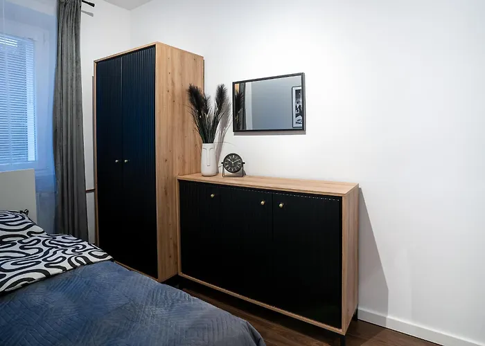 Loftowy Na Lazarzu شقة